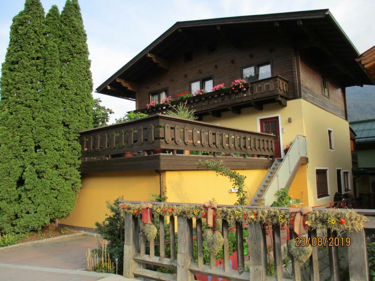Haus Am Dorfplatz Leilighet Uttendorf Eksteriør bilde