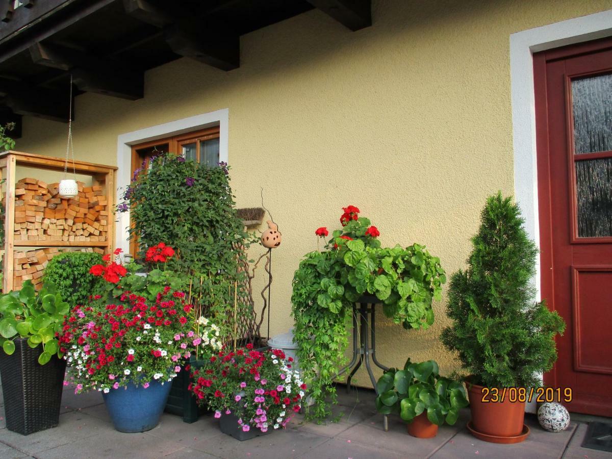 Haus Am Dorfplatz Leilighet Uttendorf Eksteriør bilde